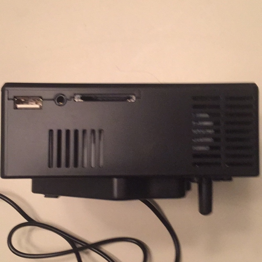 Led Projector - Picture 6 of 6